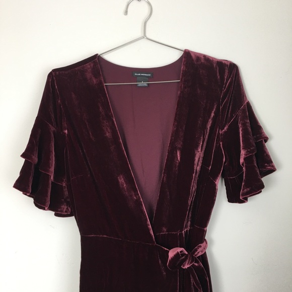 CLUB MONACO Tay Velvet Midi Wrap Dress Burgundy 2 ASO Meghan Markle - Picture 7 of 9